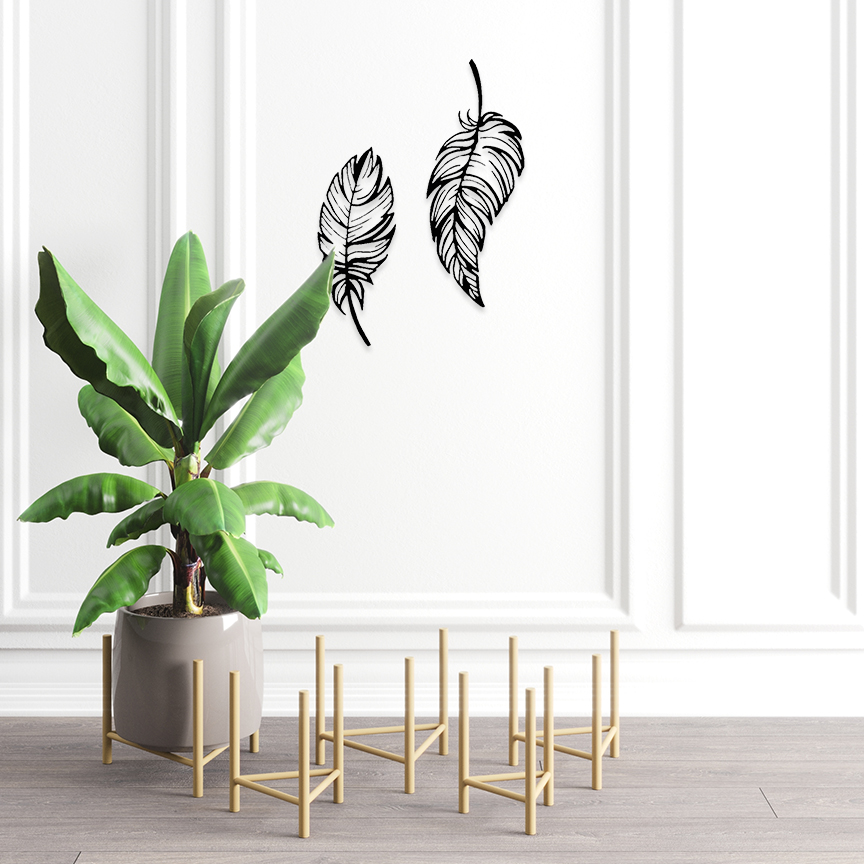 Feather wall decor